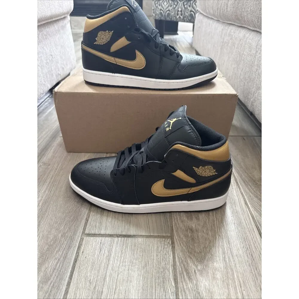 Size 13 Nike Air Jordan 1 Mid 